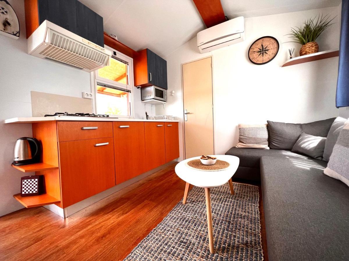 Mobile Home Nebo Luxus Klenovica Kültér fotó