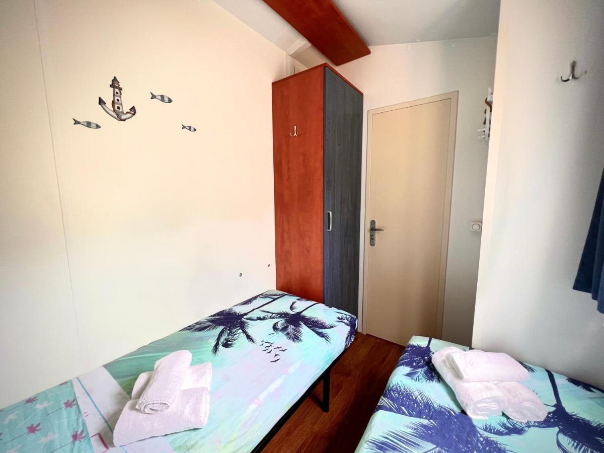 Mobile Home Nebo Luxus Klenovica Kültér fotó